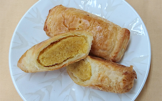 二十世紀が丘店「松戸白宇宙かぼちゃパイ」
